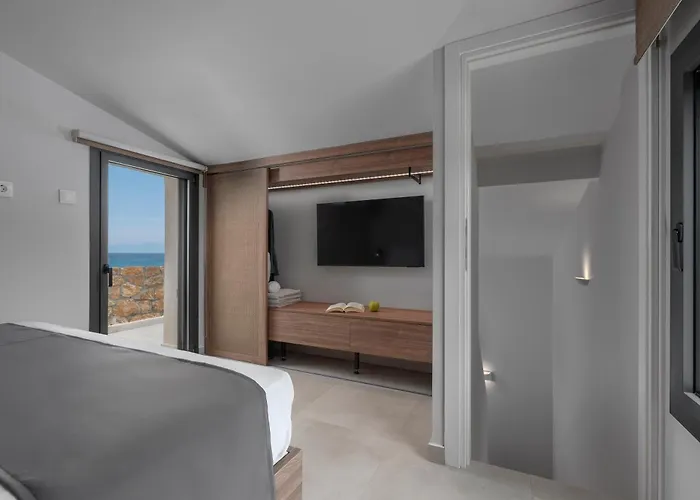 Blue Haven * 波利克罗诺