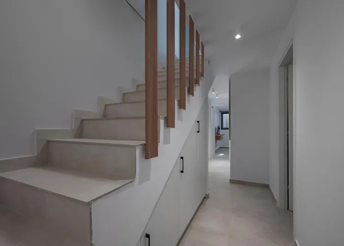 Blue Haven 波利克罗诺